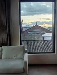 雪山下的屋頂秘境