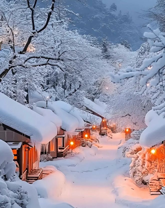 Meihua Mountain creates a dreamlike Southern Snow Town