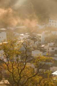 婺源石城秋日行攝全攻略｜沉浸於紅葉晨霧的水墨畫境