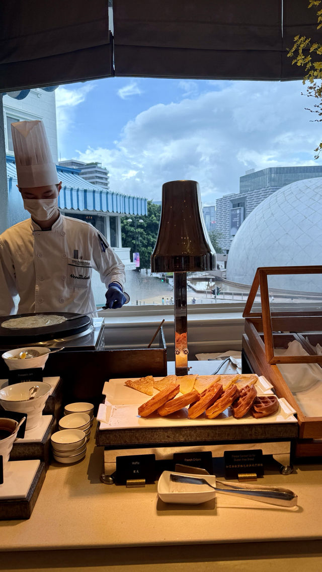 香港半島酒店:維港之畔的百年傳奇 香港半島酒店:維港之畔的百年傳奇