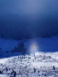 絕了!新疆禾木驚現神秘「時空之門」!