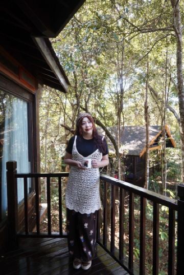 Experience a healing rainforest stay in Pu'er during winter at the Little Panda Manor Hotel.