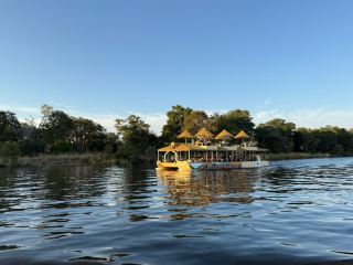 잠베지河完美觀覽指南：探索非洲大自然壯麗的水上旅遊勝地