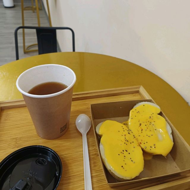 高雄苓雅暗巷美食系列~熱狗堡
