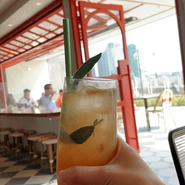 將軍澳海濱🏖️搵食👍🏻法國🇫🇷風情餐廳🍴海景一流District eight