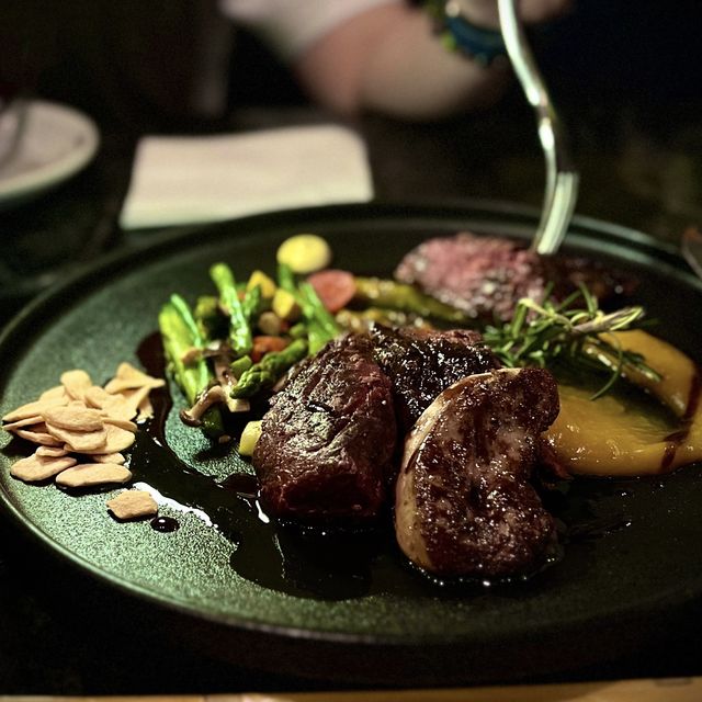 📍香港中環｜Fast Gourmet · 中環得獎慢煮料理🏆 必食包餡流心龍蝦湯牛角包🥐