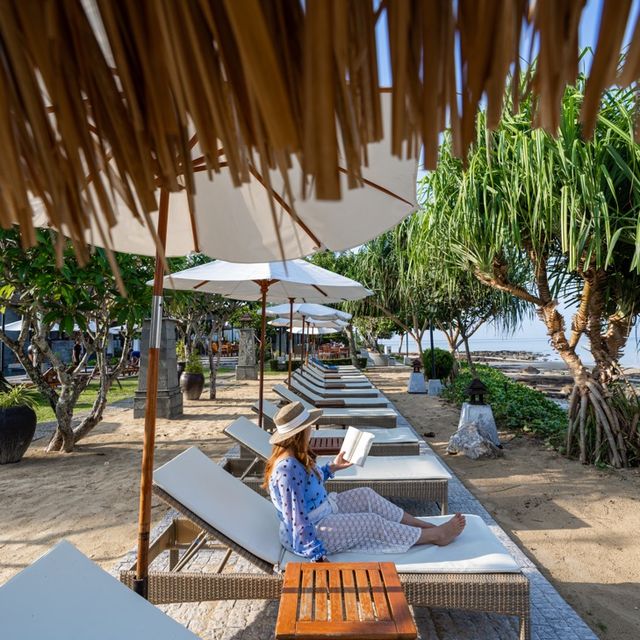 NAKAMANDA Resort & Spa วิลล่าหรูริมทะเล