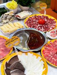 超人氣深圳現切牛肉火鍋