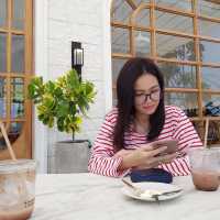 Red Temp cafe ชลบุรี เขาสามมุก
