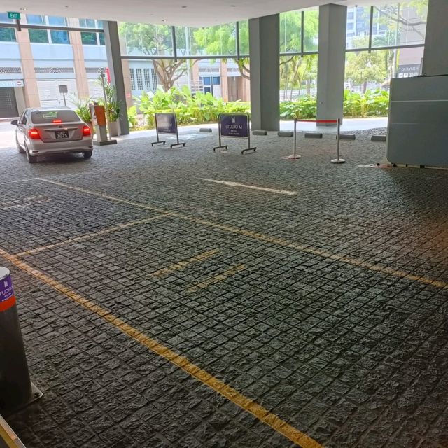 Studio M Hotle Lobby 