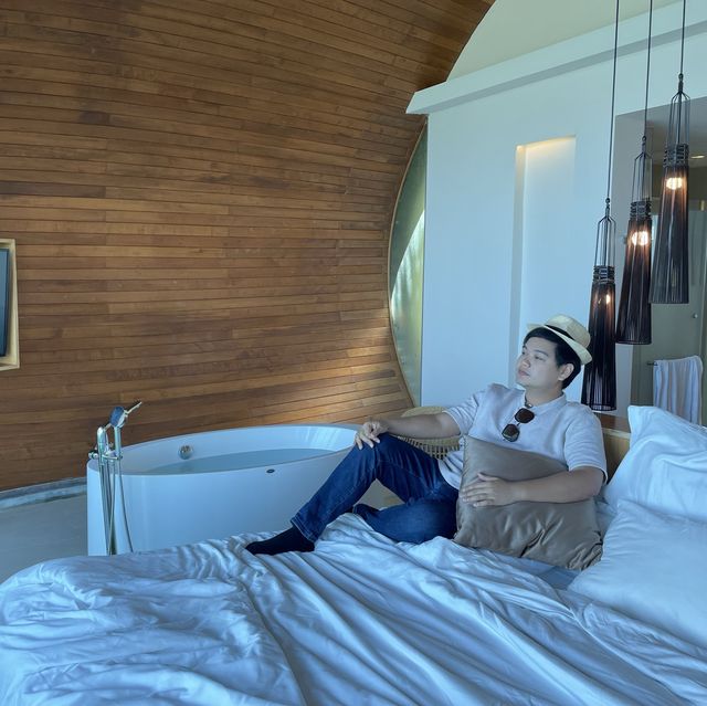 Crest Resort & Pool Villas