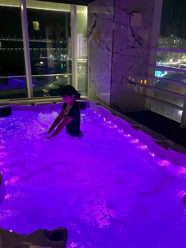 광안리의 광안대교뷰가 너무 이쁜 풀빌라🩵