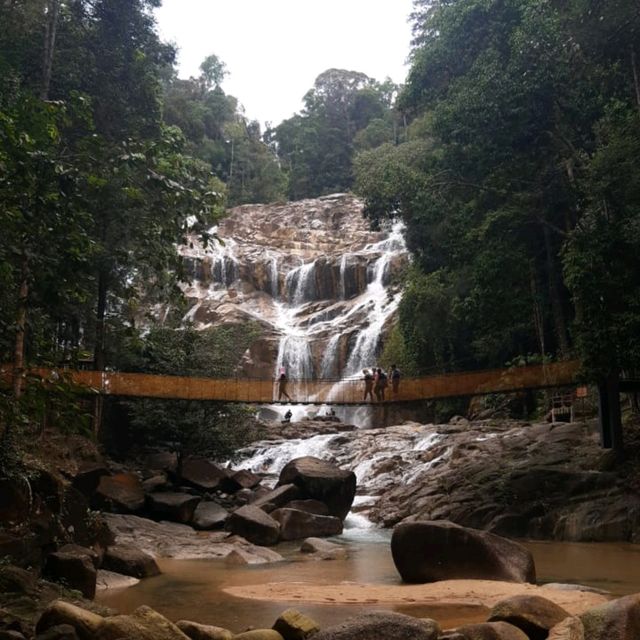 Majestic Waterfall 😍