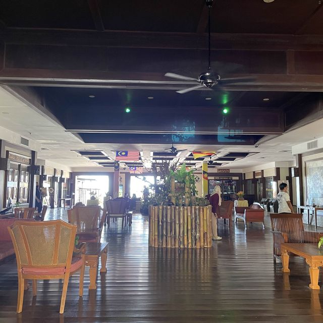 Take a break in Damai Beach Resort Santubong!