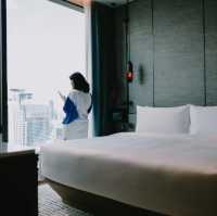 โรงแรมสระสวยวิวสวนกลางกรุงเทพ