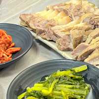 평일에도 웨이팅 필수인 고성 막국수 맛집