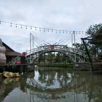 ตลาดน้ำสี่ภาค