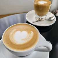 ขจี คาเฟ่ที่ได้ความรู้สึกอบอุ่น 