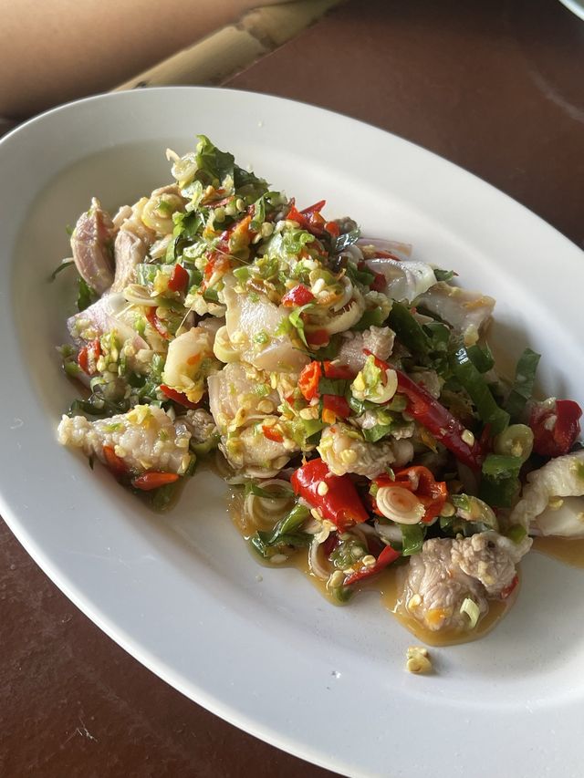 ส้มตำถาด (เกวียนหัก ) @ขลุง 🥕🥒