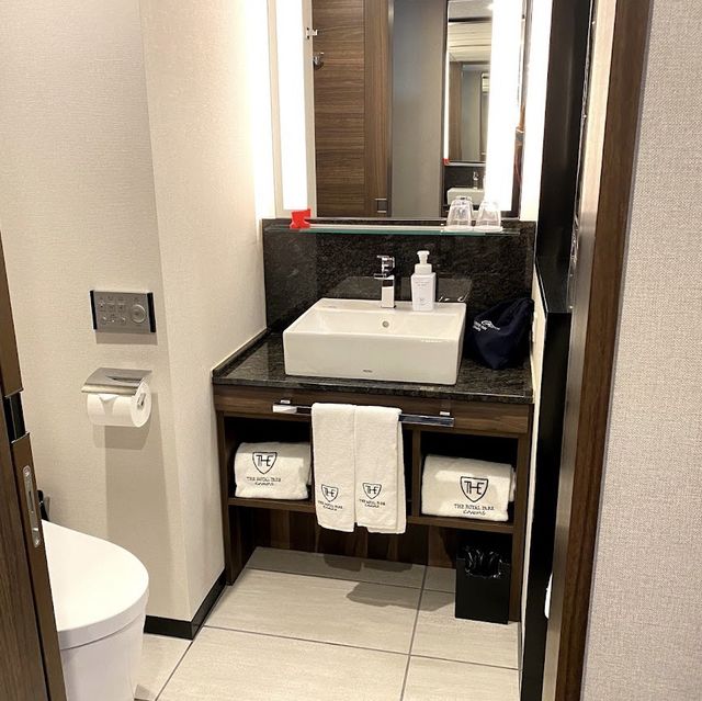 《大阪》駅直結&Happy HourありのHotel🍷