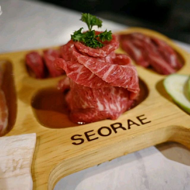 大口吃肉的快樂🥩 大口吃肉的快樂🥩