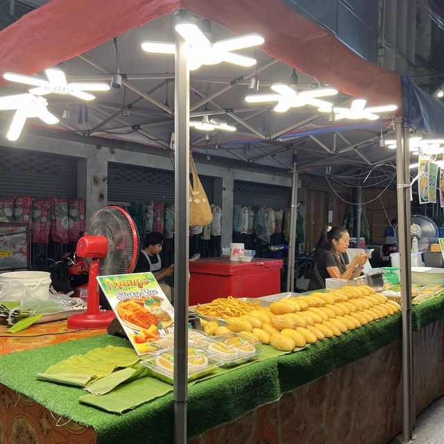 방콕 야시장 팟퐁야시장, Patpong Night Market