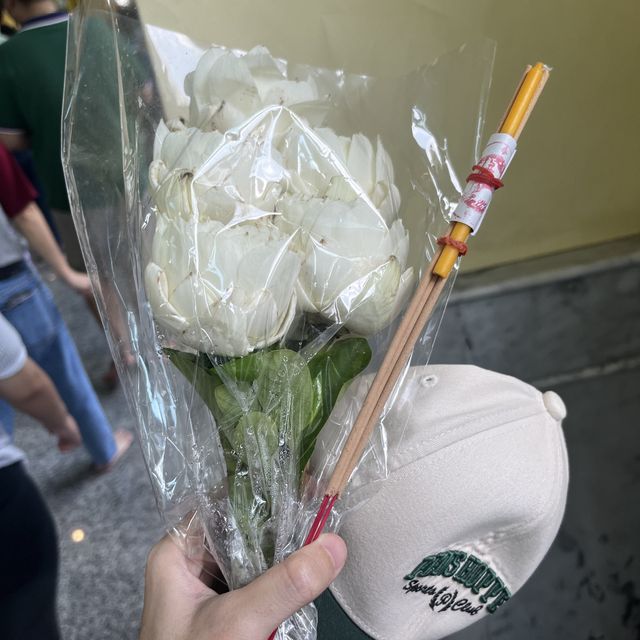 ไหว้พระขอพร หลวงพ่อโสธร