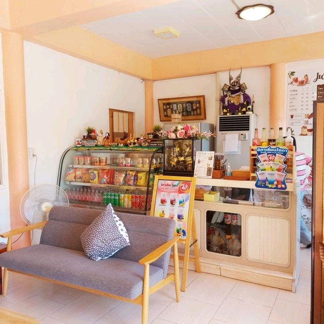 JW Cafe @ ธารน้ำร้อนบ่อคลึง สวนผึ้ง