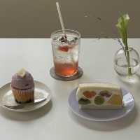 moohwa cafe：舒適明亮，適合放鬆閱讀和聚會