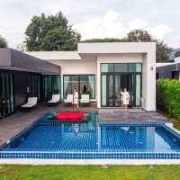 นอนชิลริมทะเลPoolVilla เงียบสงบ