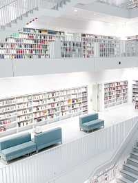 Literary Escape at Stuttgart Library 📚