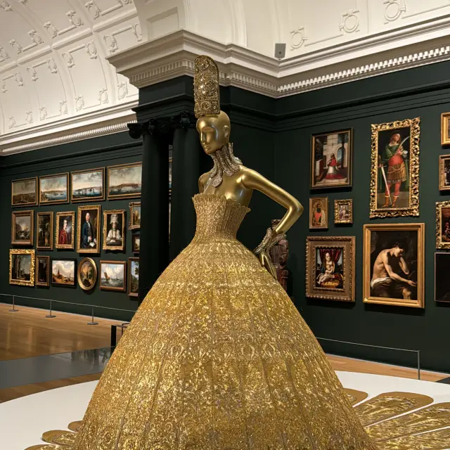 オークランド美術館 無料入場!!