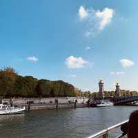Seine Serenade: Parisian Beauty on the River