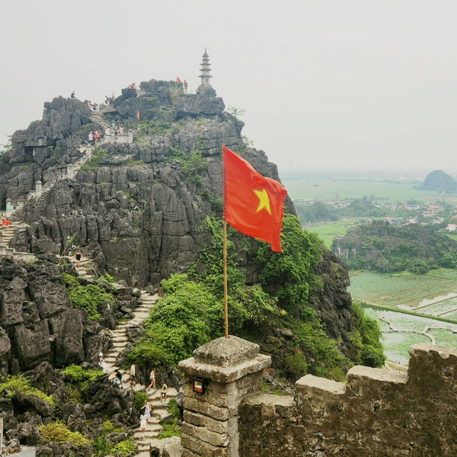 Unlocking the Secrets of Mua Cave 🇻🇳