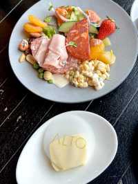 ALTO Bar & Grill 飽覽維港景色嘆Buffet