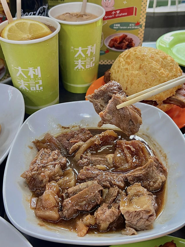 澳門·大利來記豬扒包 澳門·大利來記豬扒包