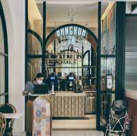 曼谷中心5星級酒店，適合商務和休閒旅客
