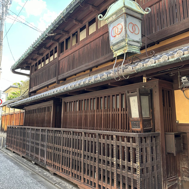 〜京都府〜輪違屋　現在もお茶屋として営業している元遊郭！