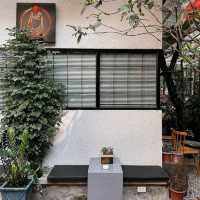LANE8 COFFEE & WORKSPACE