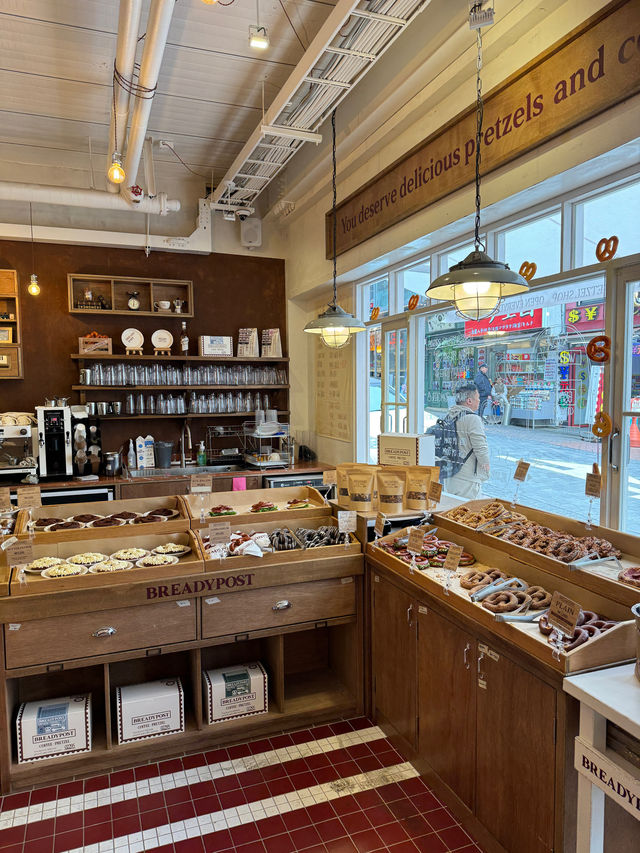 【韓国カフェ】人気観光地のプレッツェル専門店🥨