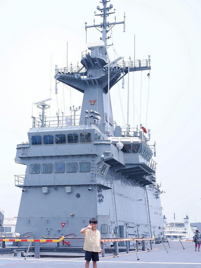 เรือหลวงจักรีนฤเบศร ฐานทัพเรือสัตหีบ ชลบุรี ⚓️