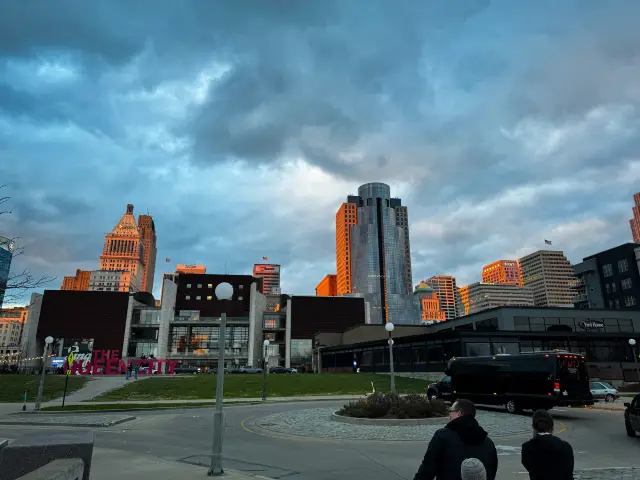 스메일 리버프론트 파크: 신시내티의 강변 보석