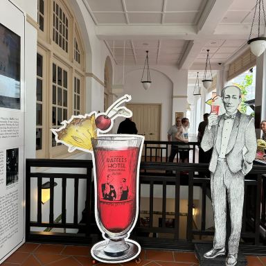 シンガポール老舗バー“Long Bar“でsingapore slingを堪能✨ | Trip.com