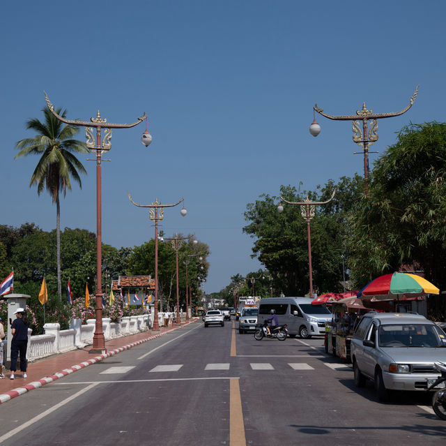 ไปกระซิบรักกันที่ วัดภูมินทร์ จังหวัดน่าน 