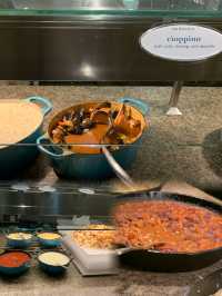 Feast Fit for a King: Indulging at Bacchanal Buffet in Caesar's Palace