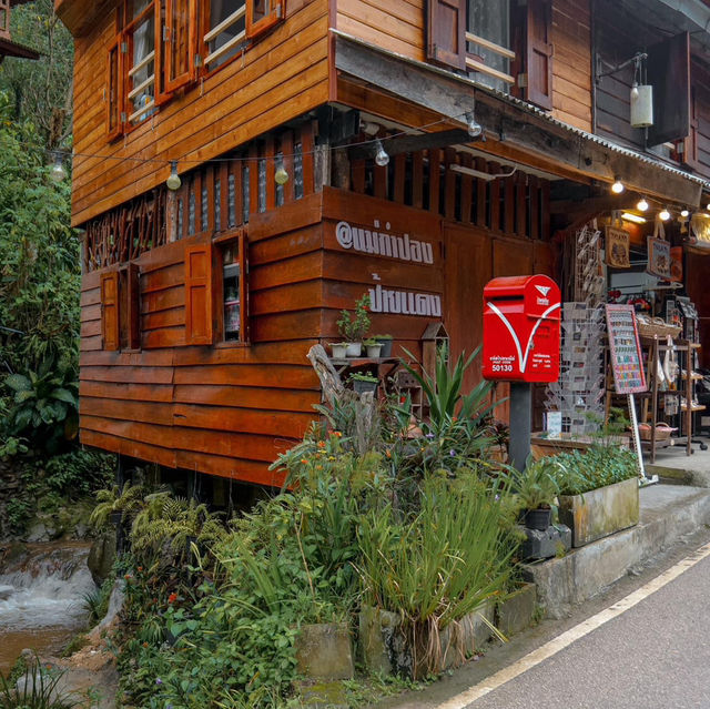 เมื่อความคิดถึงชวนให้กลับมาหา ‘หมู่บ้านแม่กำปอง’