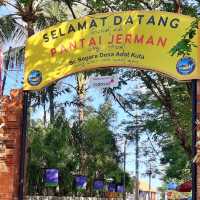 【巴釐島】Pantai Jerman海灘：蔚藍大海、雄偉雕像