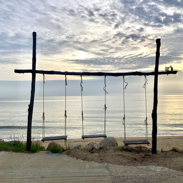 Sunrise @Samphimo Beach