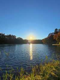 【福島】紅葉とエメラルドグリーンのコントラストが絶景