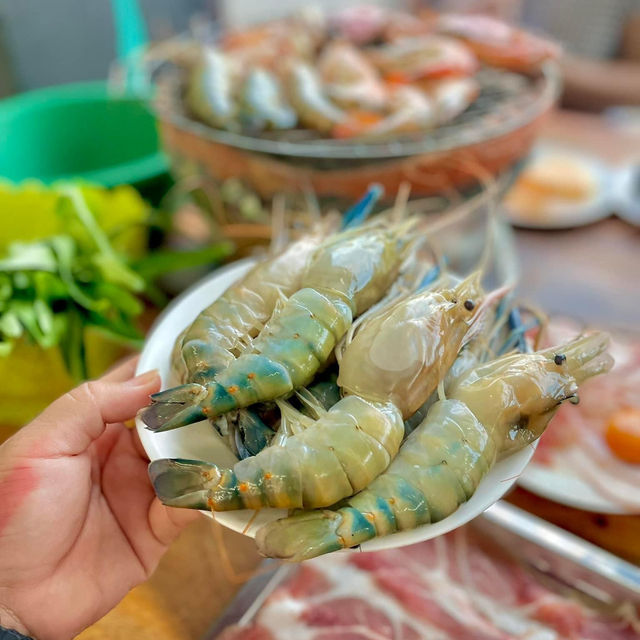สุดคุ้มบุฟเฟต์ ชาบู หมูกะทะ ซีฟู้ด 𝐒𝐮𝐝𝐤𝐡𝐮𝐦 